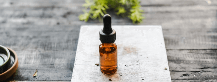 Antioxidant protection of macadamia nut oil in cosmetics